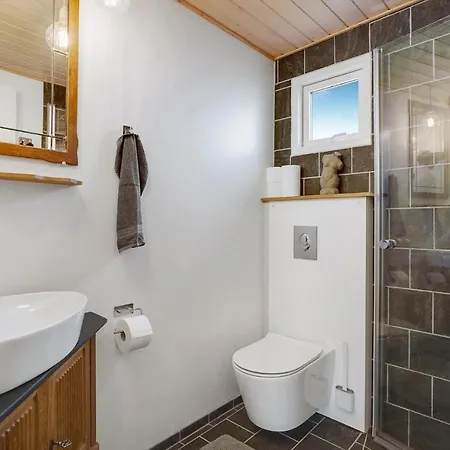 Holiday home Stunning In With House Sea View *